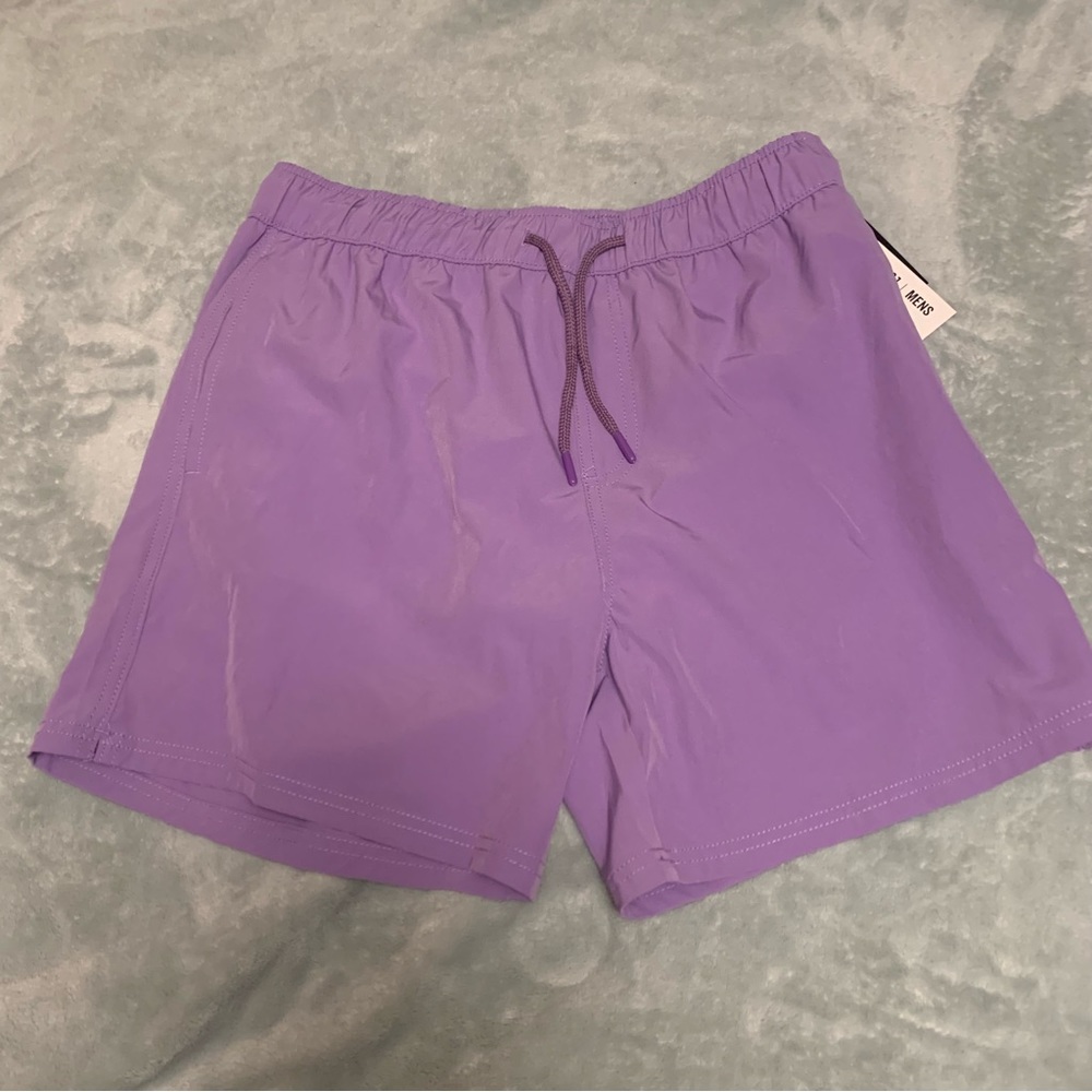 BNWT MENS size medium swim trunks
